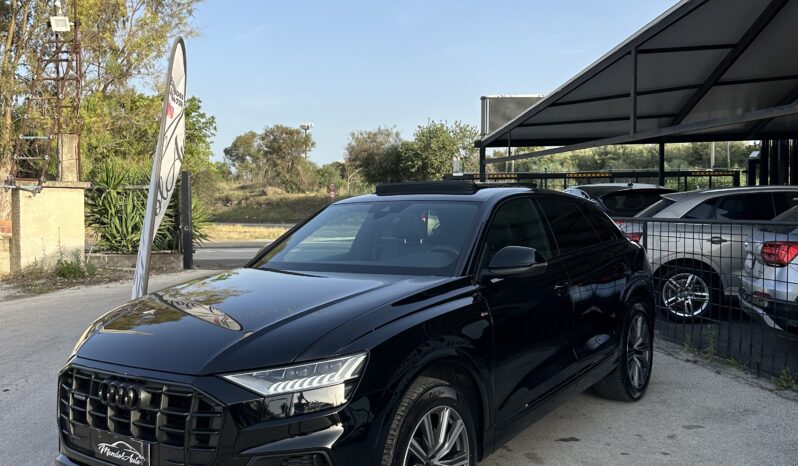 
								Audi Q8 50TDI 3.0 286cv S-LINE   tua a 589€ full									