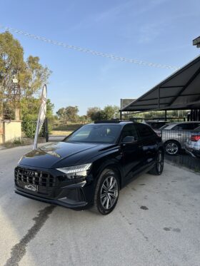 Audi Q8 50TDI 3.0 286cv S-LINE tua a 599€