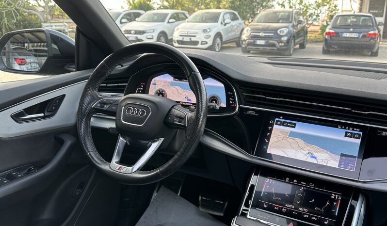 
								Audi Q8 50TDI 3.0 286cv S-LINE   tua a 589€ full									