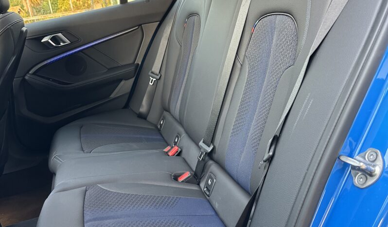 
								BMW serie 1 120D M-Sport  190cv full									