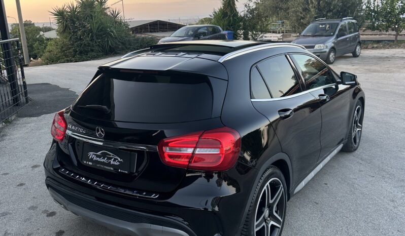 
								Mercedes GLA 220D AMG premium full									