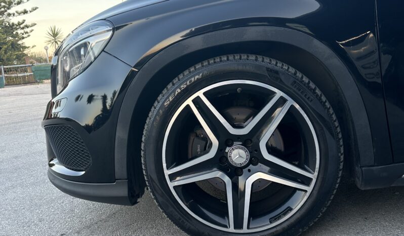 
								Mercedes GLA 220D AMG premium full									