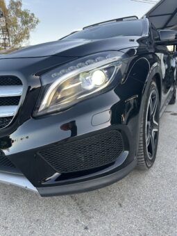 
										Mercedes GLA 220D AMG premium full									