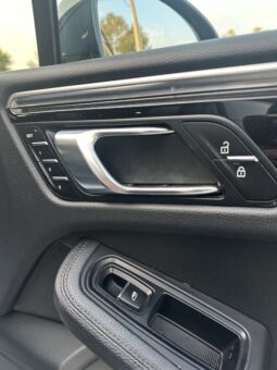 
										Porsche macan S. 3.0 350cv benzina full									