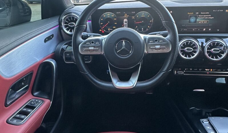 
								Mercedes A200D AMG Premium 150cv full									