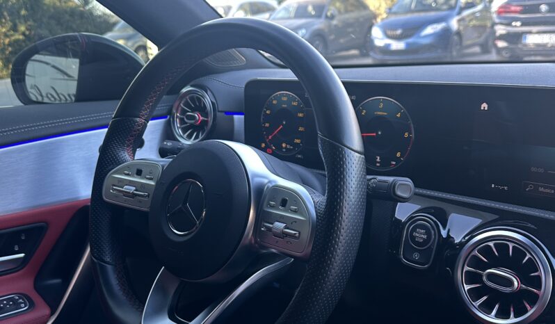 
								Mercedes A200D AMG Premium 150cv full									