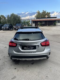 
										Mercedes GLA 200D AMG premium plus full									