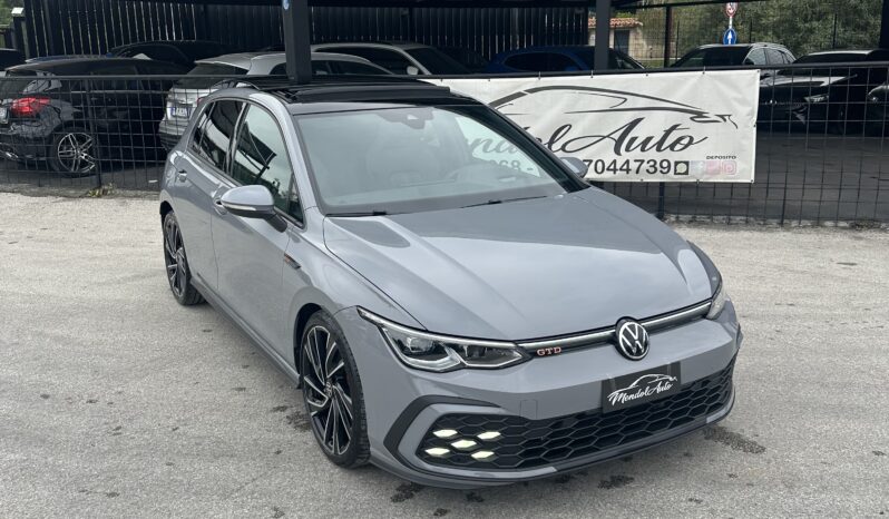 
								Volkswagen golf 8 GTD 2.0 200cv full									