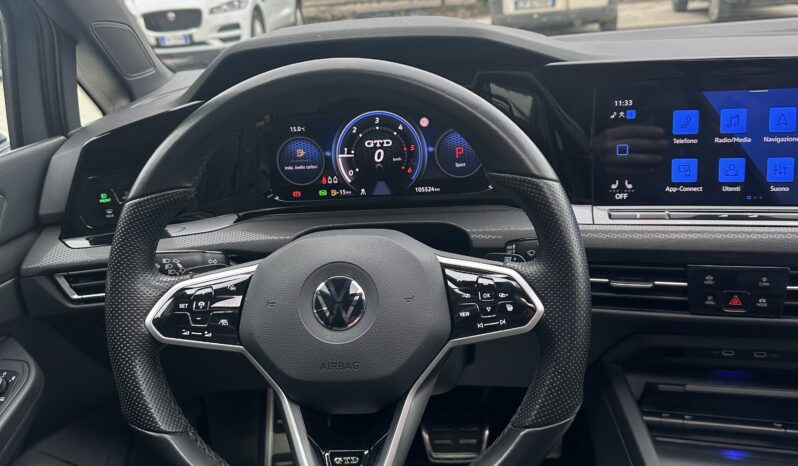 
								Volkswagen golf 8 GTD 2.0 200cv full									