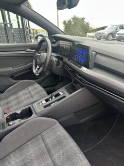 
										Volkswagen golf 8 GTD 2.0 200cv full									