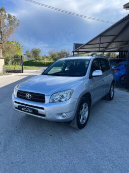
										Toyota RAV4 2.2 D-4D 136cv full									