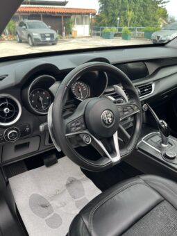 
										Alfa Romeo Stelvio Q4 2.2cc 210cv full									