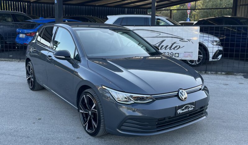 
								Volkswagen golf 8 2.0 116cv SCR style full									