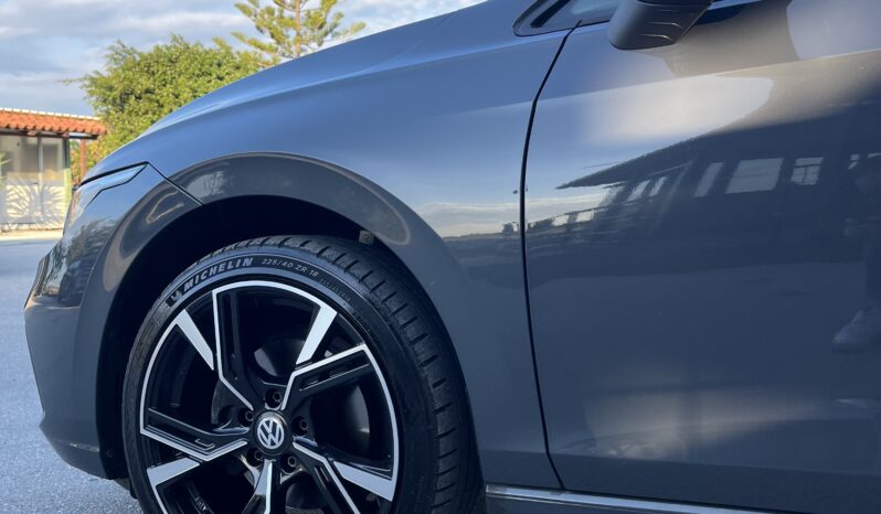 
								Volkswagen golf 8 2.0 116cv SCR style full									