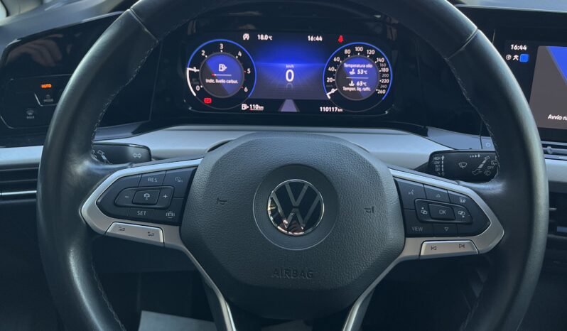 
								Volkswagen golf 8 2.0 116cv SCR style full									