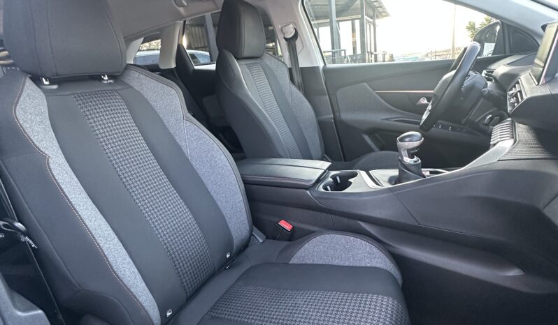 
								Peugeot 3008 130cv Allure  blueHDI full									