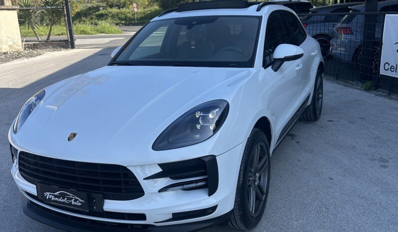 
								Porsche macan S 2.0 benzina 245cv full									