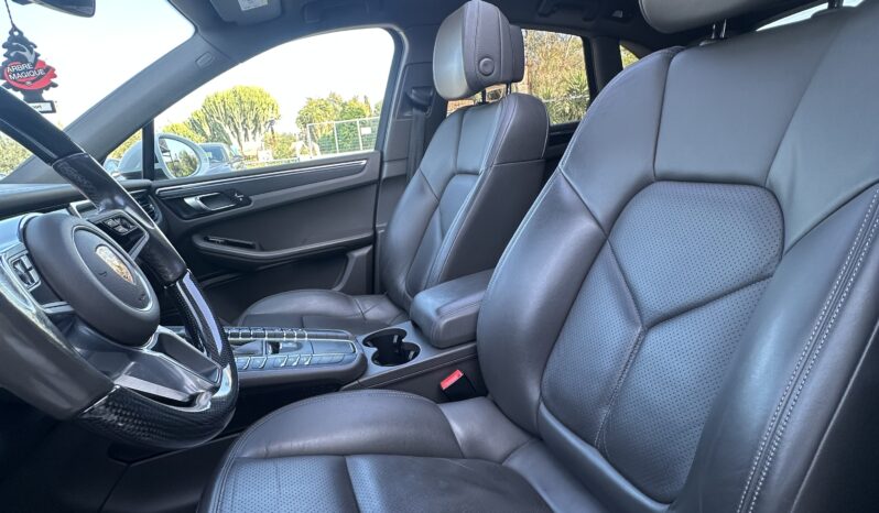 
								Porsche macan S 2.0 benzina 245cv full									