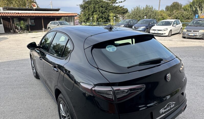 
								Alfa Romeo Stelvio 2.2 160cv full									