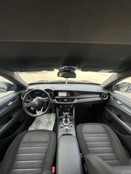 
										Alfa Romeo Stelvio 2.2 160cv full									