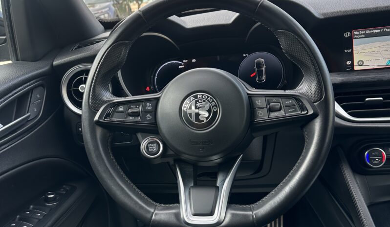 
								Alfa Romeo Stelvio 2.2 160cv full									