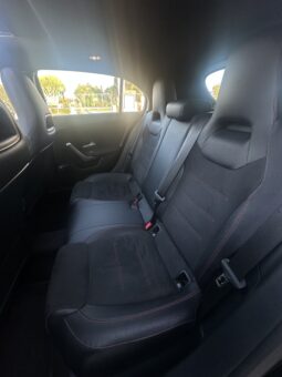 
										Mercedes-Benz Classe A 180d AMG Premium full									