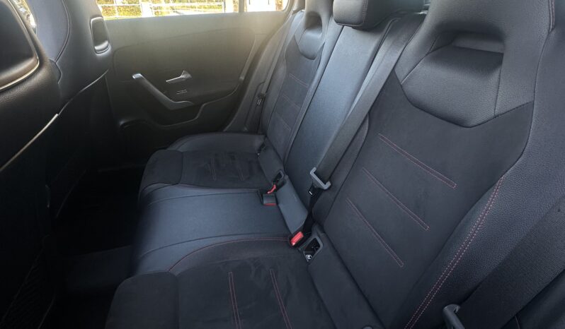 
								Mercedes-Benz Classe A 180d AMG Premium full									
