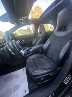 
										Mercedes-Benz Classe A 180d AMG Premium full									