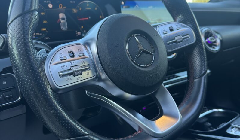 
								Mercedes-Benz Classe A 180d AMG Premium full									