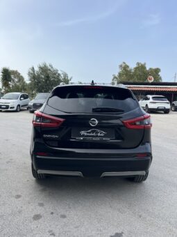 
										Nissan Qashqai Tekna 110cv 1.5 DCI full									