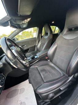 
										Mercedes Benz Classe A 180d AMG Premium full									