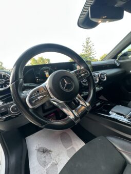 
										Mercedes Benz Classe A 180d AMG Premium full									