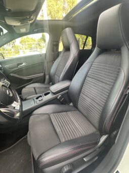 
										Mercedes CLA shooting brake 200D premium full									