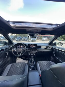 
										Volkswagen T-Roc R-Line 2.0 TDI 150cv DSG full									