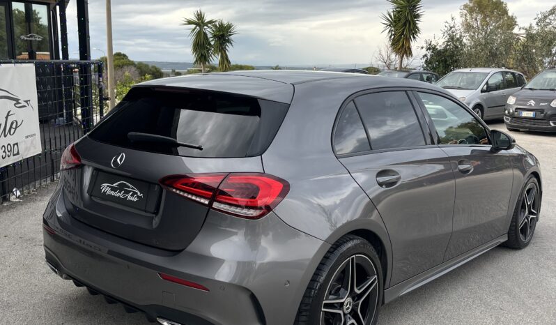 
								Mercedes-Benz Classe A 200d Amg Premium Night Edition full									