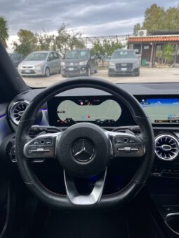 
										Mercedes-Benz Classe A 200d Amg Premium Night Edition full									