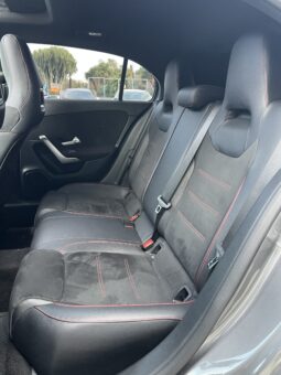 
										Mercedes-Benz Classe A 180d AMG Premium full									