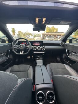 
										Mercedes-Ben Classe A 180d AMG Line Premium Plus full									