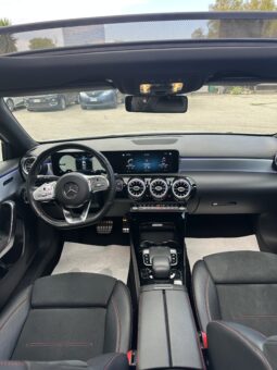 
										Mercedes-Benz Classe A 180d AMG Premium Night Edition full									