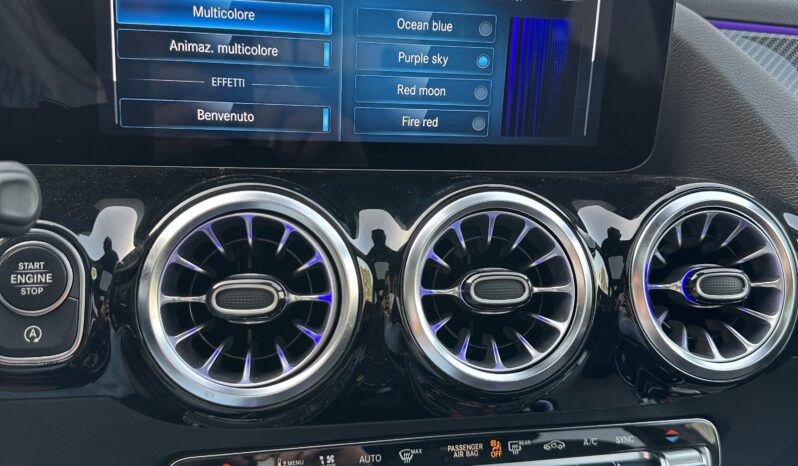 
								Mercedes-benz GLA 35 AMG 2.0 Turbo 4Matic 306cv full									