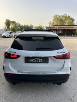 
										Mercedes-benz GLA 35 AMG 2.0 Turbo 4Matic 306cv full									