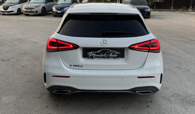 
								Mercedes-Benz Classe A 180d AMG Premium full									