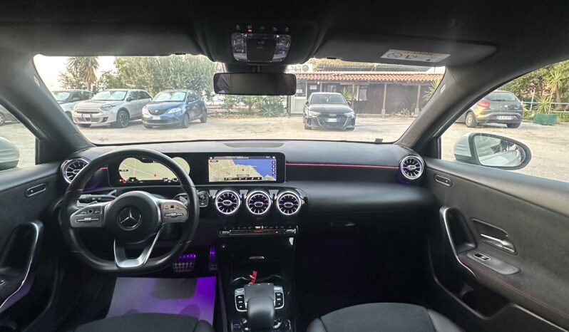 
								Mercedes-Benz Classe A 180d AMG Premium full									