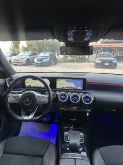 
										Mercedes-Benz Classe A 180d AMG Premium full									