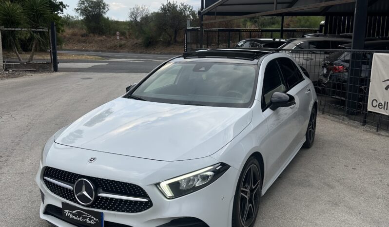 
								Mercedes-Benz Classe A 200d AMG Line 2.0 150cv full									