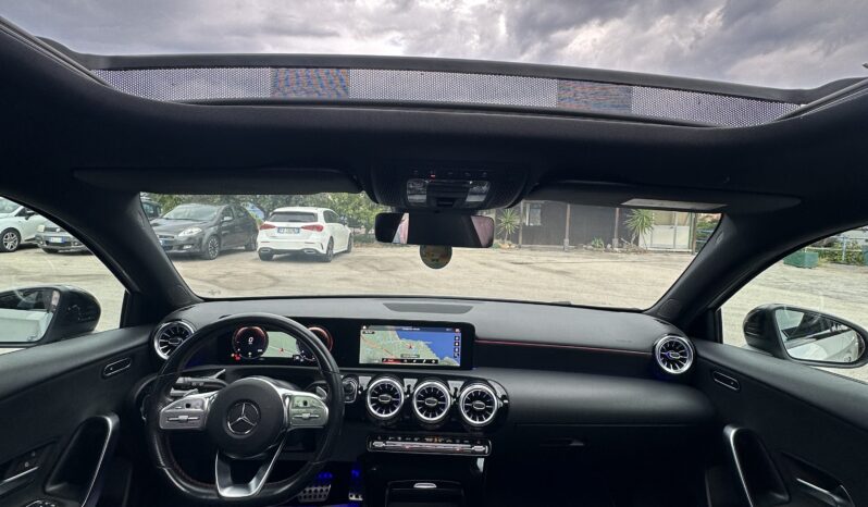 
								Mercedes-Benz Classe A 200d AMG Line 2.0 150cv full									