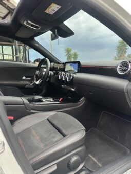 
										Mercedes-Benz Classe A 200d AMG Line 2.0 150cv full									